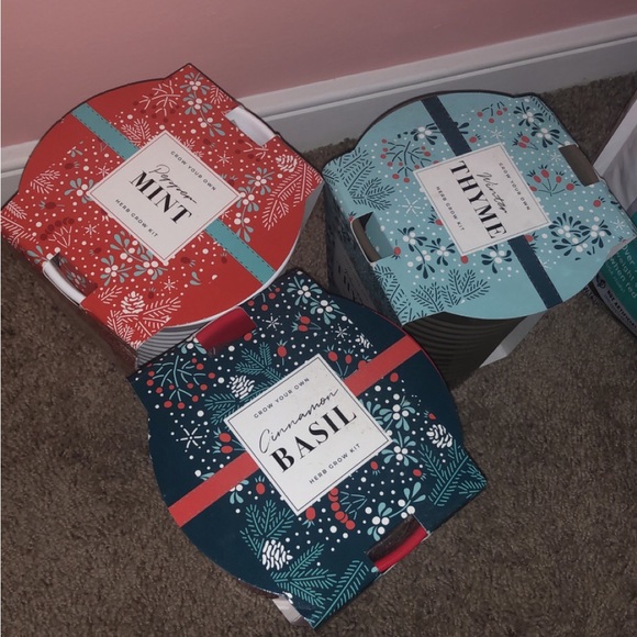 *Bundle**New**Unopened* - Kitchen Essentials - Picture 3 of 4